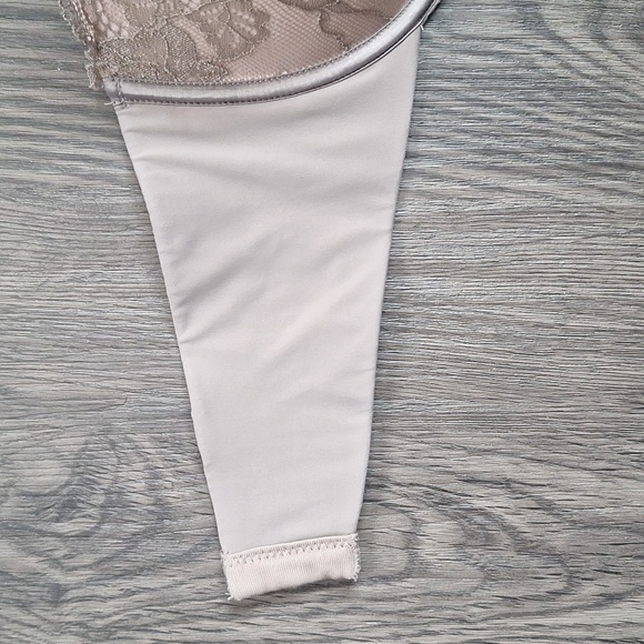 Strapless Beige Lace Bra - Picture 3 of 12